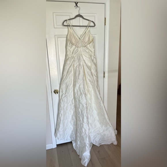 New with Tags Wedding Dress - Picture 2 of 4